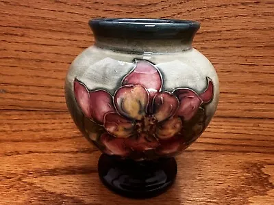 Buy Lovely Petite Signed Vintage Moorcroft Vase Made In England • 90.13£