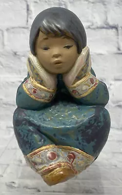 Buy LLadro Gres Finish Pensive Inuit Girl Figure (PG158R) • 9£