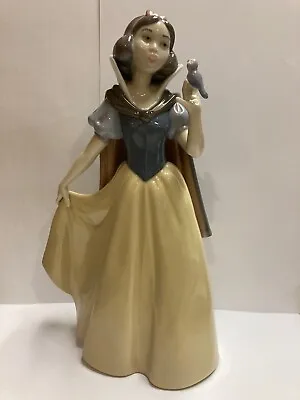 Buy Lladro Snow White #7555 Disney Princess, Mint In Box. • 409.30£