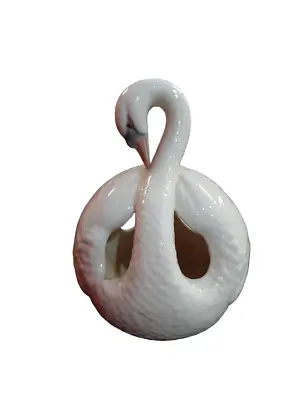 Buy Lladro Resting Round Swan No 4829 • 14.99£