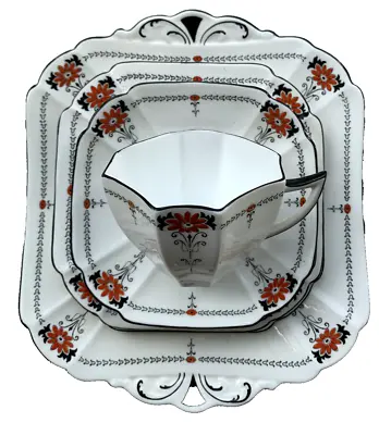 Buy Shelley Queen Anne Red Daisy.  Tea Cup  2 Saucers  2 Tea Plates  Sandwich Plate • 15£
