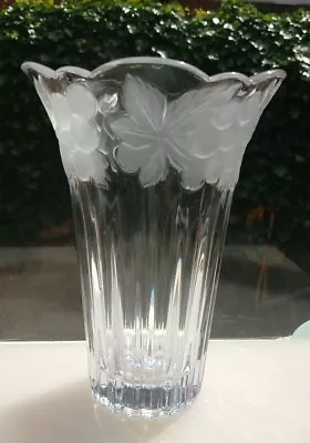 Buy Vintage Etched Embossed Grapevine Glass Vase • 7.99£