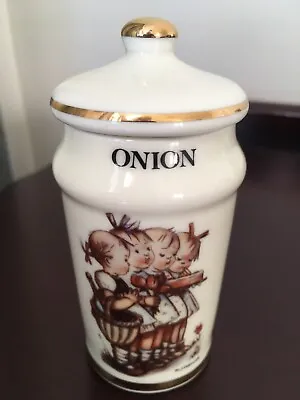 Buy M J Hummel Onion Spice Jar • 6£