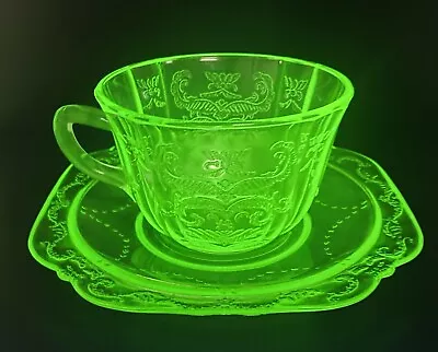 Buy Vintage Cup Of Tea Saucer  Uranium Art Deco Green Glass • 38£