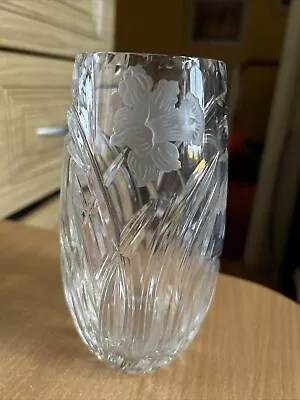 Buy Vintage Cylindrical Crystal Glass Vase With Etched Daffodils & Grass Effect 6  • 14.99£