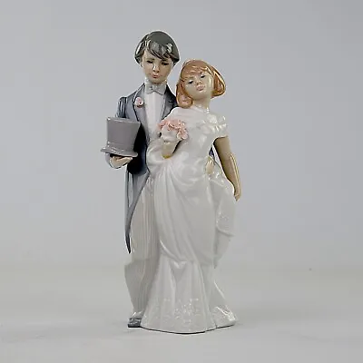 Buy Lladro Figurine, 6164, Wedding Bells, Slight Issue With Petals • 29£
