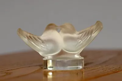 Buy Lalique Kissing Doves / Lovebirds. • 85£