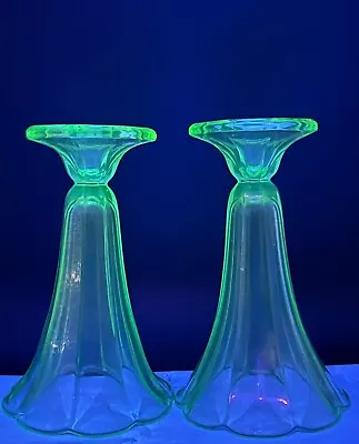 Buy Pair Of Antique Art Deco Uranium Green Glass Vase • 114£