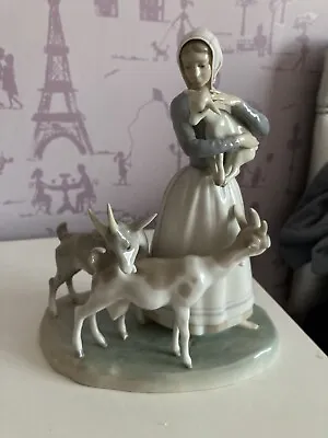 Buy LLadro  Shepherdess With Goats No 1001 Figurine • 53.99£