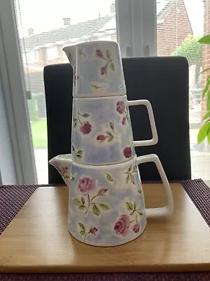 Buy Tea Cup & Tea Pot Set • 20£