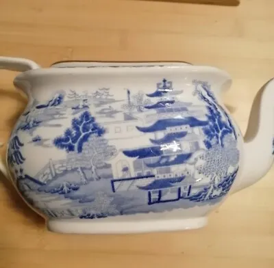 Buy Blue And White Teapot • 3£