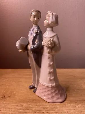 Buy Vintage Lladro Wedding Couple Figurine #4808 - Retired - Excellent Condition • 14.19£