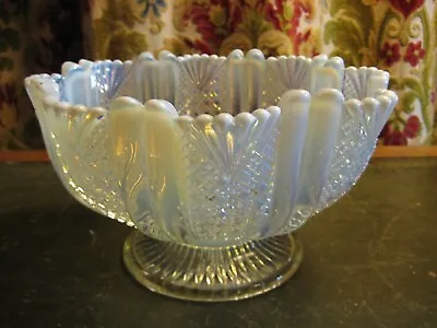 Buy Antique Davidson White Moonshine Pearline Footed Bowl • 32£