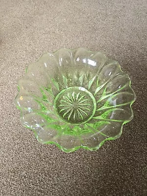 Buy Vintage Green Pattern Dish/Bowl Very Good Condition  • 10£