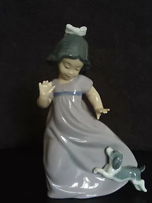 Buy Lladro/nao Figurine  Girl Followed By Puppy  1028 Retired  • 22£