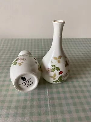 Buy 2 X Wedgewood Bone China Wild Strawberry Bud Vases In Very Good Condition • 0.99£