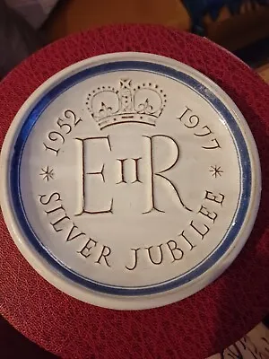 Buy Rye Pottery, ER Silver Jubille Plate • 9.99£