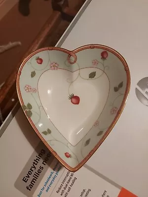 Buy Wedgewood Wild Strawberry Bone China Heart Shaped Dish, England  • 6.99£