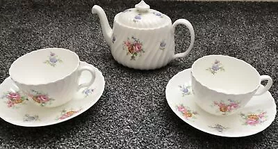 Buy 23A) Very Pretty Vintage Tea Pot And 2 Tea Cups And Saucers ‘ROSETTA’ BONE CHINA • 8£