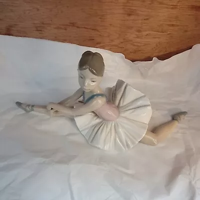 Buy Nao Lladro Beautiful ‘Posed Ballerina' Figurine Rare Collectible • 55£