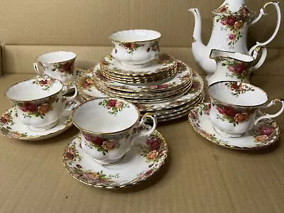 Buy Royal Albert Bone China Dinner And Tea Set, Pattern Old Country Roses 23 Pieces • 160£