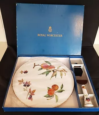 Buy Royal Worcester Arden Cake Plate / Stand • 12£