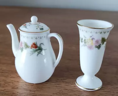 Buy Wedgwood Mirabelle - Miniature Coffee Pot & Vase • 17£