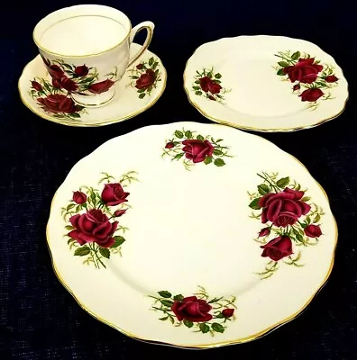 Buy Colclough Bright Red Rose Pattern 4 Pc Set Luncheon Dessert Cup & Saucer England • 37.52£